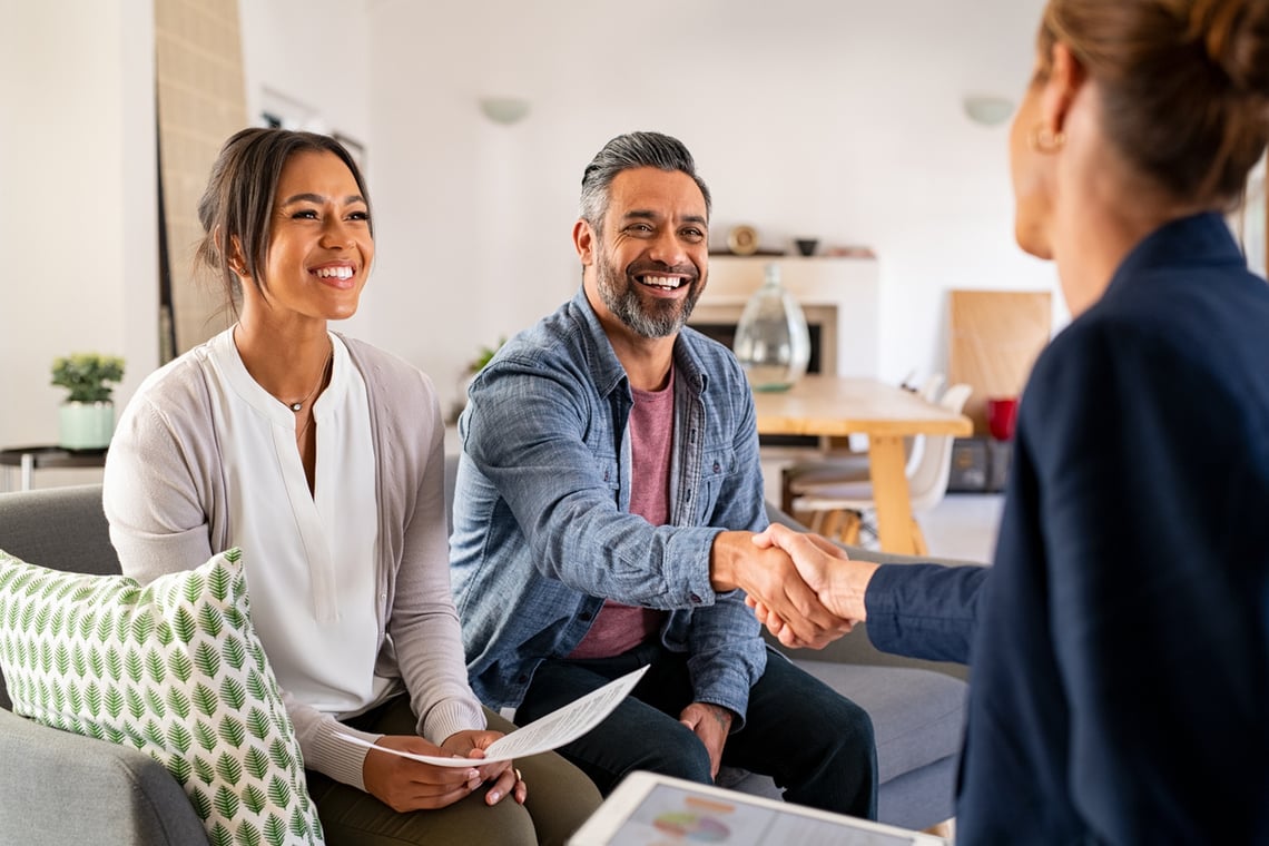 Understanding_the_Closing_Process__A_Guide_for_Iowa_Homebuyers_and_Sellers